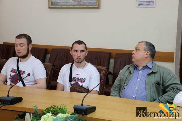 У Житомирі презентували новий вид спорту - «Флаг-футбол» 