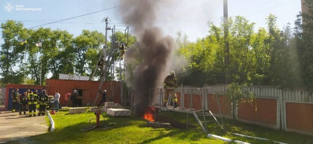 У місті на Житомирщині відбулися тренування ланок газодимозахисної служби