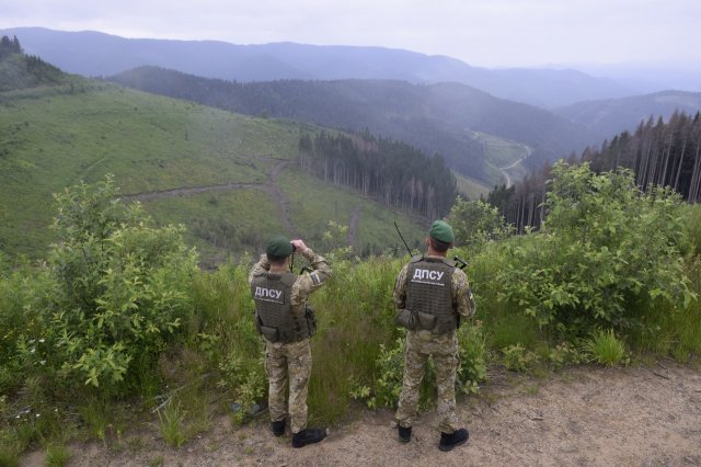 Житель Житомирщини намагався через гори потрапити за кордон. ФОТО