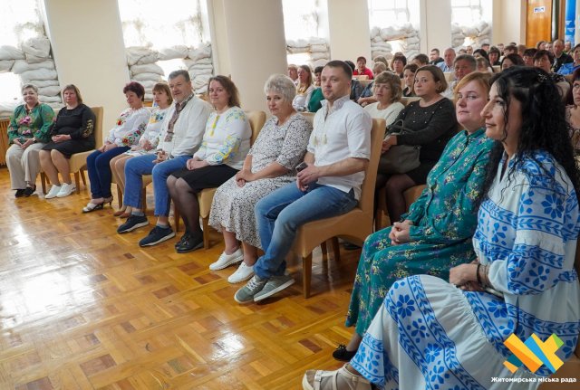 Чотирьом жителькам Житомирської громади вручили нагороди «Мати-героїня» 