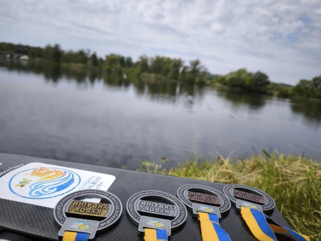 Житомирська команда здобула низку перемог на Кубку України з веслування на човнах «Дракон». ФОТО
