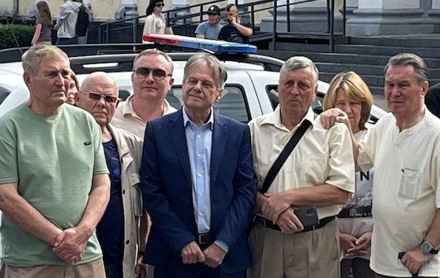 Пів сотні містян зібралися у Житомирі аби відзначити 34 річницю з дня підняття національного прапора Пів сотні містян зібралися у Житомирі аби відзначити 34 річницю з дня підняття національного прапора