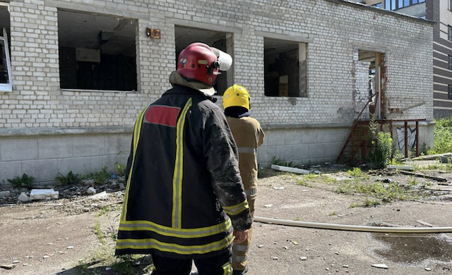 У центрі Житомира в одномі із ліцеїв спалахнула пожежа У центрі Житомира в одномі із ліцеїв спалахнула пожежа