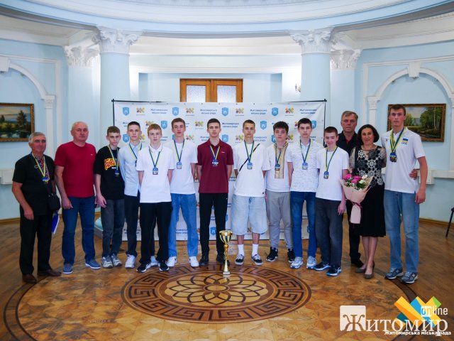 У Житомирі нагородили переможців чемпіонату України з волейболу «Дитяча ліга» серед юнаків