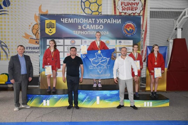 На чемпіонаті України з боротьби самбо спортсмени Житомирщини здобули призові місця