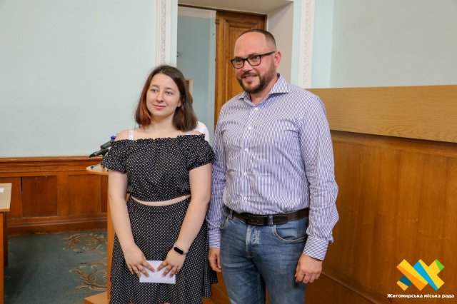 У Житомирі відбулося вручення стипендії обдарованій молоді. ФОТО