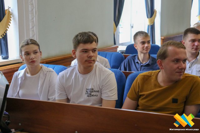 У Житомирі відбулося вручення стипендії обдарованій молоді. ФОТО