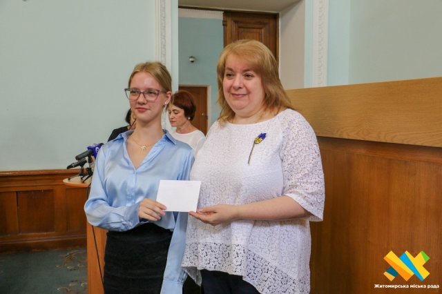 У Житомирі відбулося вручення стипендії обдарованій молоді. ФОТО