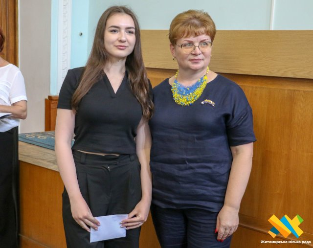 У Житомирі відбулося вручення стипендії обдарованій молоді. ФОТО