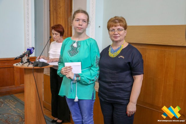 У Житомирі відбулося вручення стипендії обдарованій молоді. ФОТО