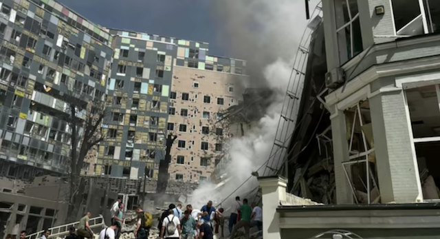 У Києві був приліт у дитячу лікарню У Києві був приліт у дитячу лікарню