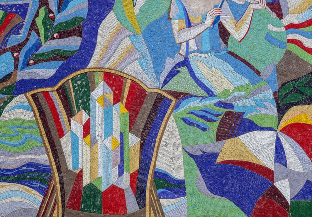 Мозаїчне панно на поштовому відділені та на будинку культури в Хорошеві. ФОТО