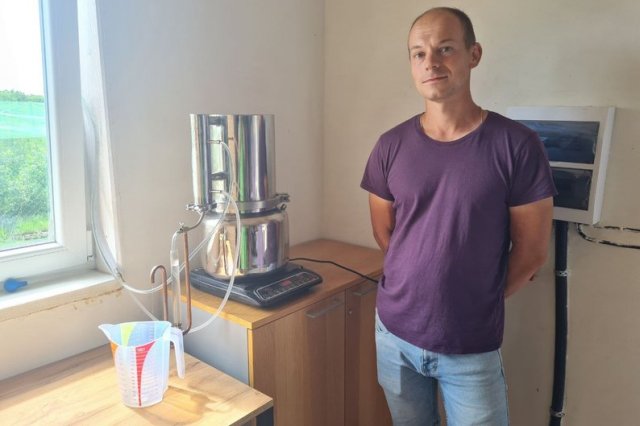 На Житомирщині родина вирощує тисячу кущів лаванди
