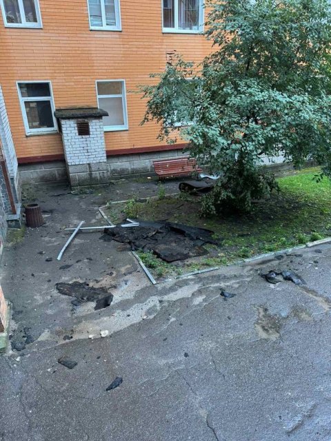Як у Бердичеві ліквідовують наслідки негоди. ФОТО