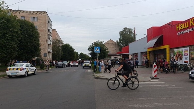 Поліція відкрила кримінальні справи за двома статтями після протестів жителів у Ковелі проти дій ТЦК Поліція відкрила кримінальні справи за двома статтями після протестів жителів у Ковелі проти дій ТЦК