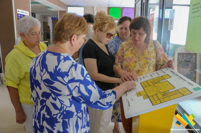 На шляху до безбар’єрності: у Житомирі дослідили Прозорий офіс на доступність