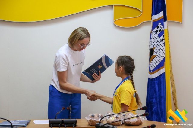 У Житомирі привітали спортсменок ГО «Всеукраїнська ліга фігурного катання на роликових ковзанах»