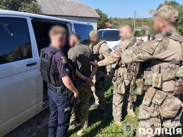 На Тернопільщині затримали чоловіка з Житомирщини, який стріляв по людях: є двоє загиблих