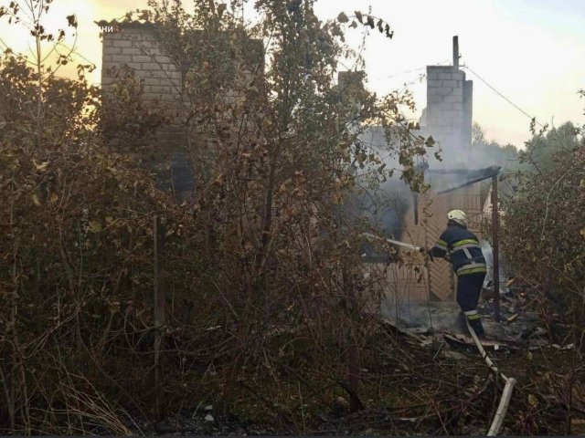 На Звягельщині згоріли 11 дачних будинків