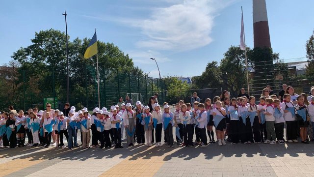 Понад 130 тис. грн на фронт: учні житомирського ліцею зібрали гроші на закупівлю РЕБу