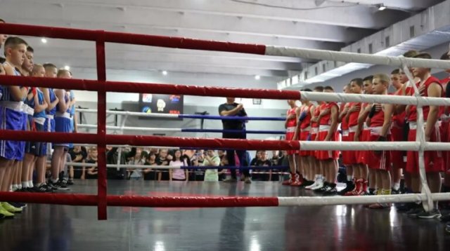 На чемпіонат області з боксу до Житомира приїхали понад сотню спортсменів. ФОТО