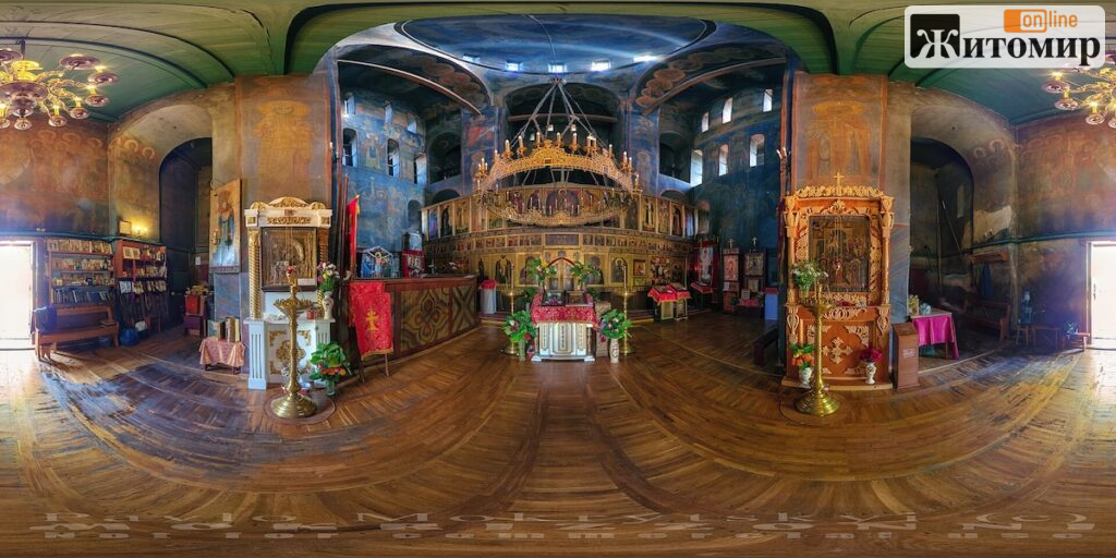 One_of_the_oldest_churches_in_Ukraine_-_St._Basil`s_Cathedral_in_Ovruch_38_images
