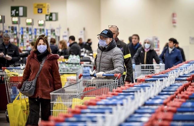 APTOPIX Italy Virus Outbreak