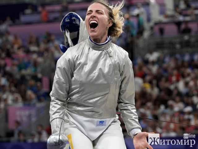 Є перша медаль на Олімпіаді. Ольга Харлан здобуває бронзу у фехтуванні Є перша медаль на Олімпіаді. Ольга Харлан здобуває бронзу у фехтуванні