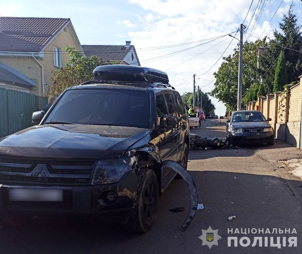 На Ріхтера у Житомирі травмовано мотоцикліста та його пасажирку - Інформація. Джерело: Zhitomir-OnLine На Ріхтера у Житомирі травмовано мотоцикліста та його пасажирку - фото №