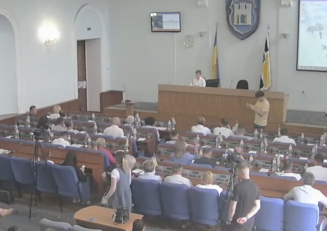 У Житомирі проходить позачергова сесія Житомирської міської ради У Житомирі проходить позачергова сесія Житомирської міської ради