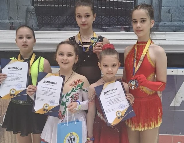 Житомирські спортсмени здобули призові місця на чемпіонаті України з фігурного катання на ковзанах. ВІДЕО Житомирські спортсмени здобули призові місця на чемпіонаті України з фігурного катання на ковзанах. ВІДЕО