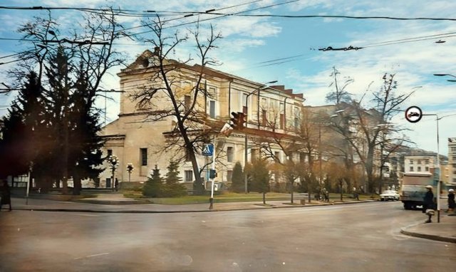 Центр Житомира - Семінарійський Костел у 1989 році