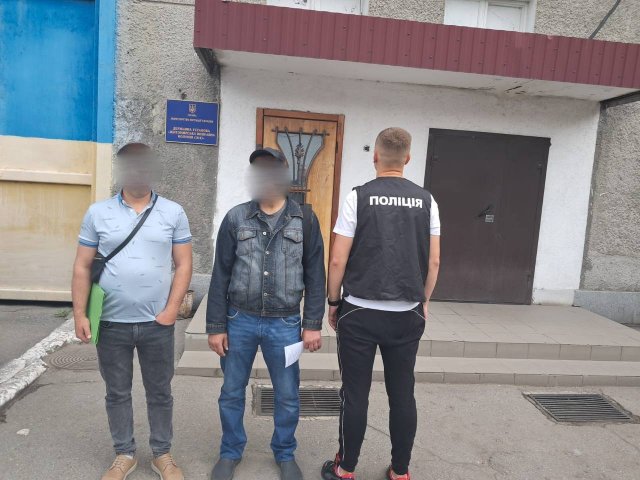 На Житомирщині міграційна служба затримала іноземця, який відсидів 8 років у колонії й був в Україні нелегально На Житомирщині міграційна служба затримала іноземця, який відсидів 8 років у колонії й був в Україні нелегально