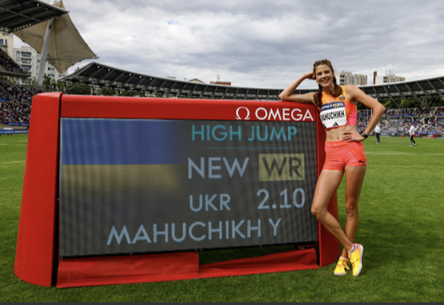 Ярослава Магучіх встановила світовий рекорд, взявши висоту 2.10 метра. ВІДЕО Ярослава Магучіх встановила світовий рекорд, взявши висоту 2.10 метра. ВІДЕО