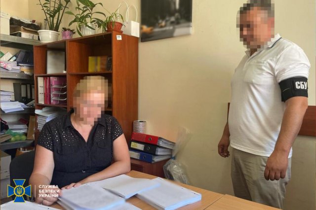 У Житомирі підозрювану у корупції провізорку ЦМЛ №1 відправили у відпустку