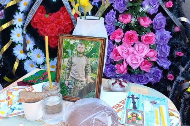 Воїну 115 бригади Олексію Циханюку з Житомирщини посмертно присвоїли звання Героя України Воїну 115 бригади Олексію Циханюку з Житомирщини посмертно присвоїли звання Героя України