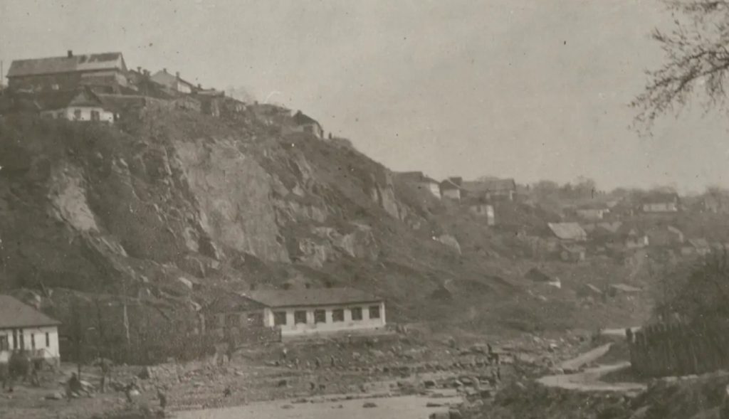 Житомир, Замкова гора у Житомирі 1918 року. ФОТО - Фоторепортаж. Джерело: Zhitomir-OnLine Житомир, Замкова гора у Житомирі 1918 року. ФОТО - фото №1