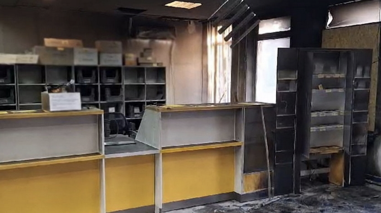 У Києві затримали студента з Житомирської області, який підпалив три відділення «Укрпошти» - Топ-новини, Події. Джерело: Zhitomir-OnLine У Києві затримали студента з Житомирської області, який підпалив три відділення «Укрпошти» - фото №