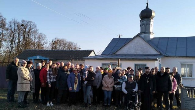 На Житомирщині релігійна громада вирішила перейти до ПЦУ, але священник проти На Житомирщині релігійна громада вирішила перейти до ПЦУ, але священник проти