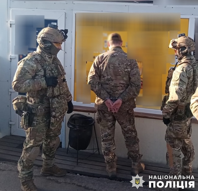 Поліція затримала підозрюваного у вбивстві чоловіка у Житомирі Поліція затримала підозрюваного у вбивстві чоловіка у Житомирі