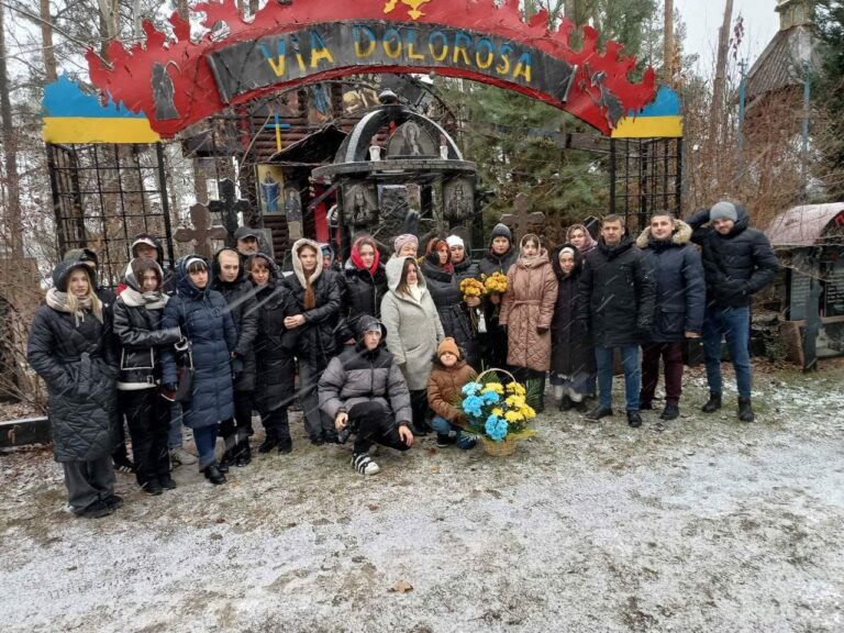 У Житомирській області відбувся захід “Голодомор у пам’яті назавжди” - Культура. Джерело: Zhitomir-OnLine У Житомирській області відбувся захід “Голодомор у пам’яті назавжди” - фото №1