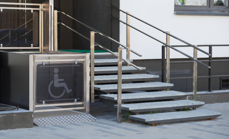 elevators-for-people-with-special-needs-varieties-and-requirements