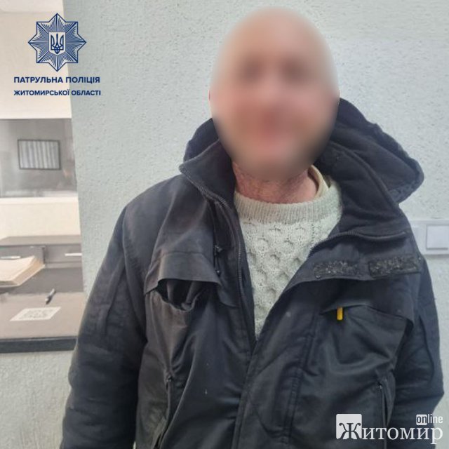 На двох вулицях Житомира патрульні затримали чоловіків, що перебували в розшуку. ФОТО На двох вулицях Житомира патрульні затримали чоловіків, що перебували в розшуку. ФОТО