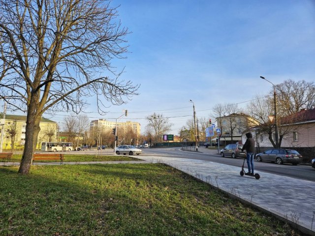 Сквер у центрі Житомира, відремонтований минулого року за 5,4 млн грн. ФОТО Сквер у центрі Житомира, відремонтований минулого року за 5,4 млн грн. ФОТО