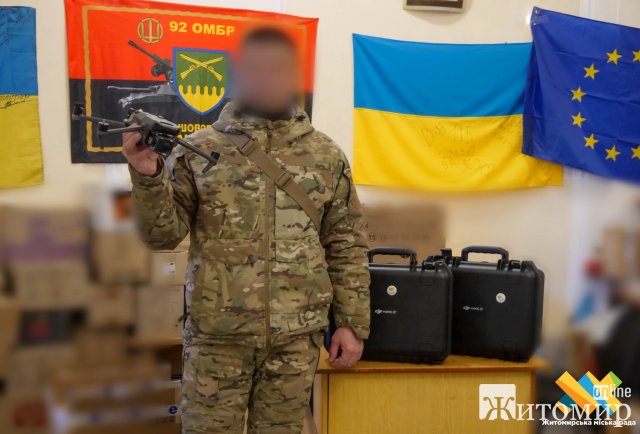 Житомирська громада передала два DJI Mavic для військових