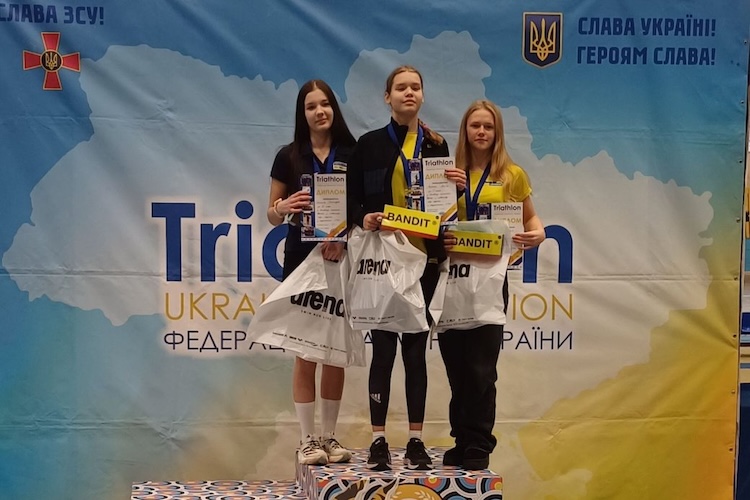 На чемпіонаті України з триатлону спортсмени з Житомирської області вибороли призові місця - Спорт. Джерело: Zhitomir-OnLine На чемпіонаті України з триатлону спортсмени з Житомирської області вибороли призові місця - фото №1