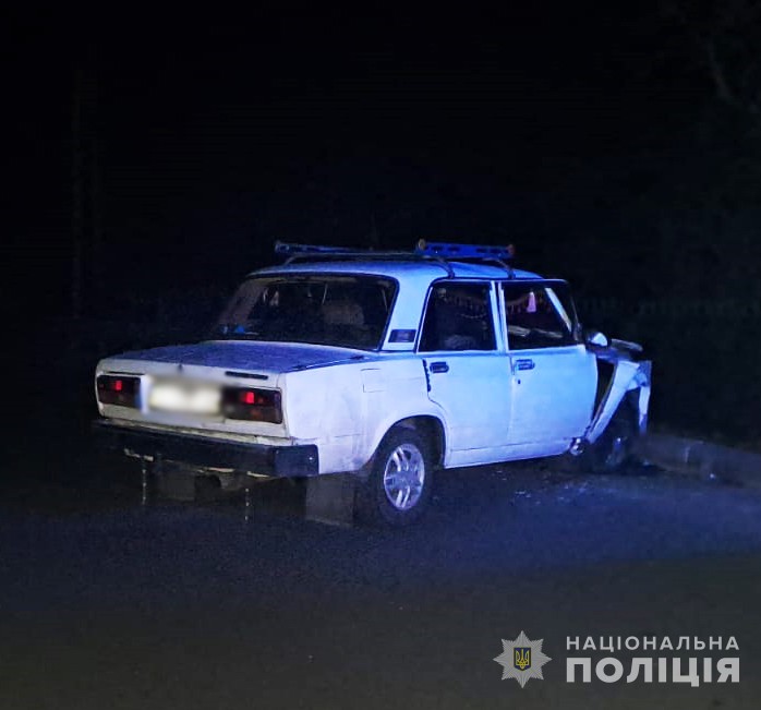 Нетверезий водій вчинив ДТП поблизу Малина: пасажирка в лікарні, поліція проводить розслідування. ФОТО - Події. Джерело: Zhitomir-OnLine Нетверезий водій вчинив ДТП поблизу Малина: пасажирка в лікарні, поліція проводить розслідування. ФОТО - фото №2