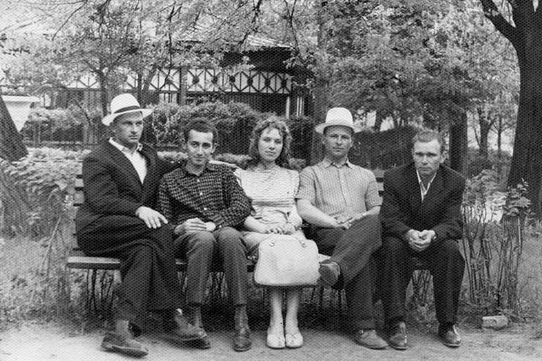 Дерев'яні павільйони в Шодуарівському парку в Житомирі, 1950-1970-ті роки. ФОТО - Події. Джерело: Zhitomir-OnLine Дерев'яні павільйони в Шодуарівському парку в Житомирі, 1950-1970-ті роки. ФОТО - фото №7