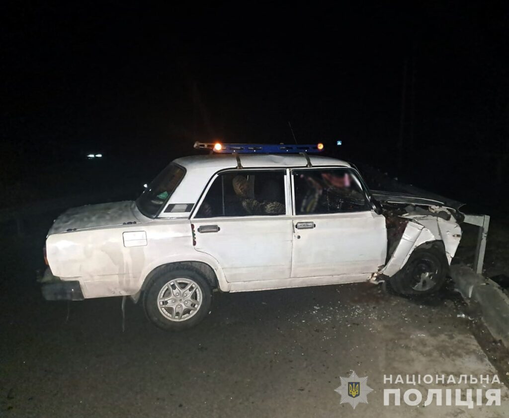 Нетверезий водій вчинив ДТП поблизу Малина: пасажирка в лікарні, поліція проводить розслідування. ФОТО - Події. Джерело: Zhitomir-OnLine Нетверезий водій вчинив ДТП поблизу Малина: пасажирка в лікарні, поліція проводить розслідування. ФОТО - фото №