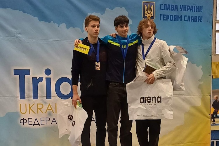 На чемпіонаті України з триатлону спортсмени з Житомирської області вибороли призові місця - Спорт. Джерело: Zhitomir-OnLine На чемпіонаті України з триатлону спортсмени з Житомирської області вибороли призові місця - фото №